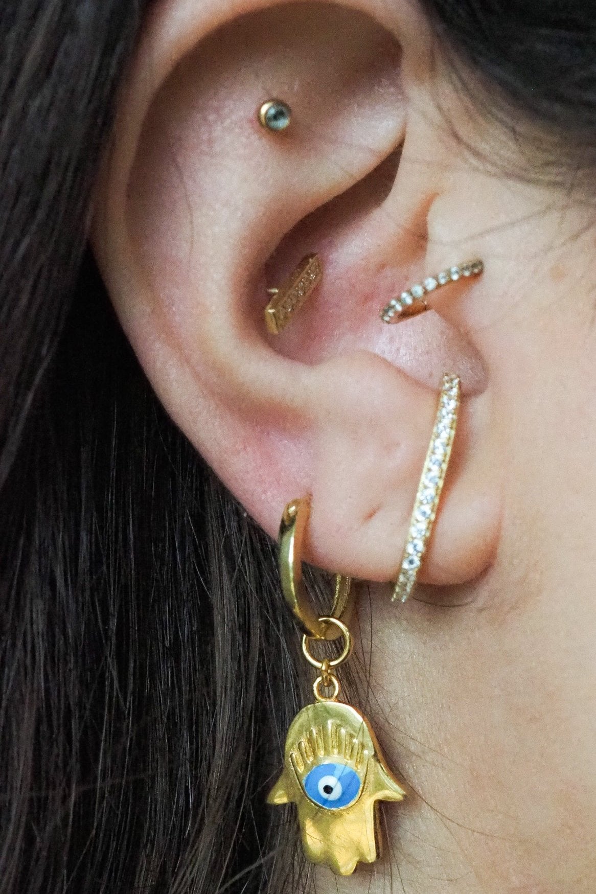 Single Basic Catch Earring Gold